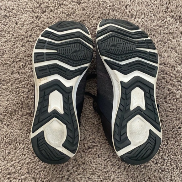 New balance sneakers - Picture 5 of 9